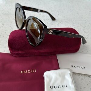 Authentic Gucci Sunglasses 😎